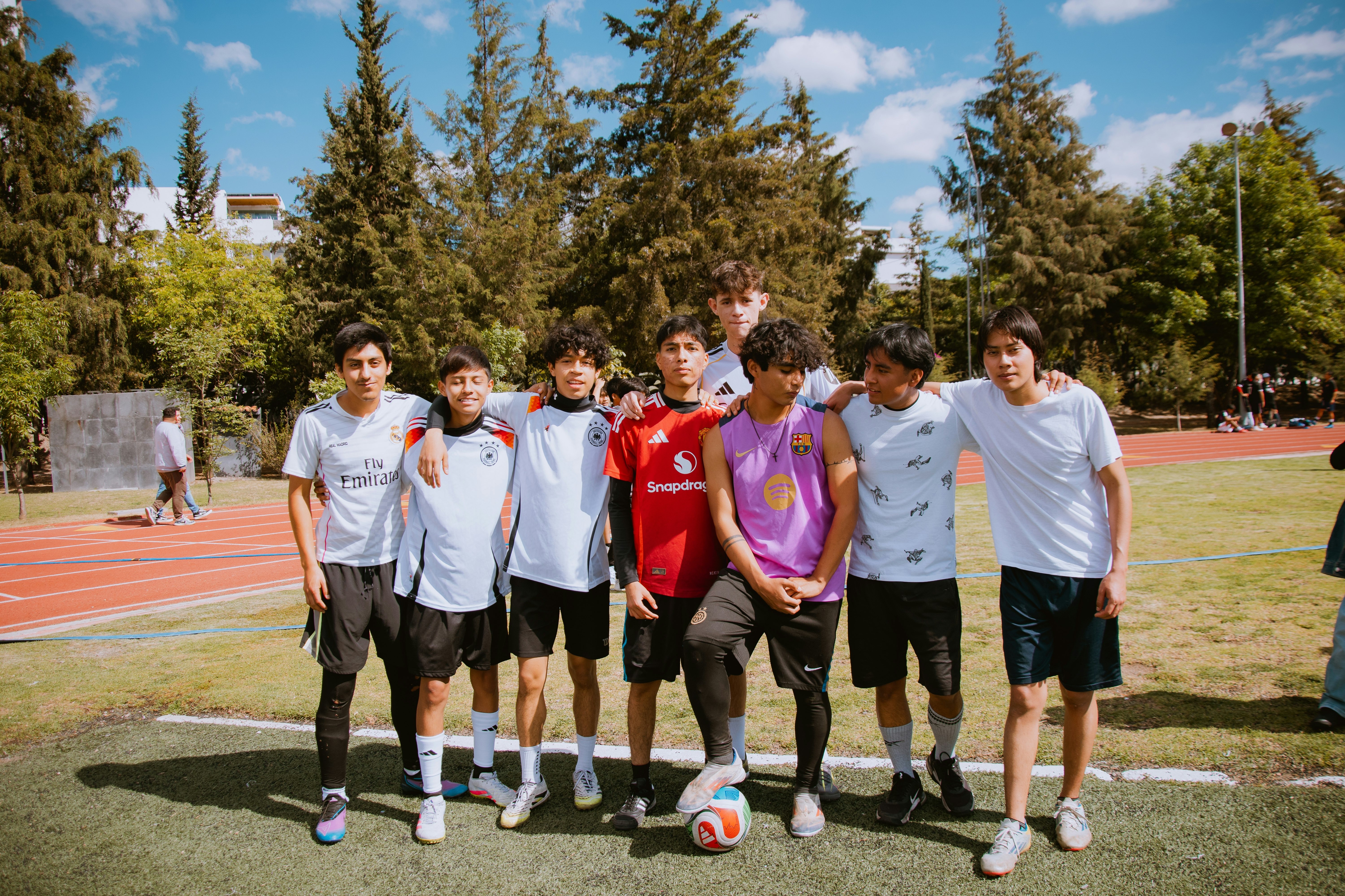 [流言板]梅西策动，阿尔巴助攻阿连德破门，迈阿密国际2-015亮23回复